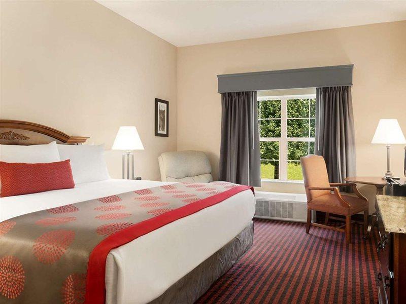 Ramada By Wyndham Pigeon Forge North Hotel Kültér fotó