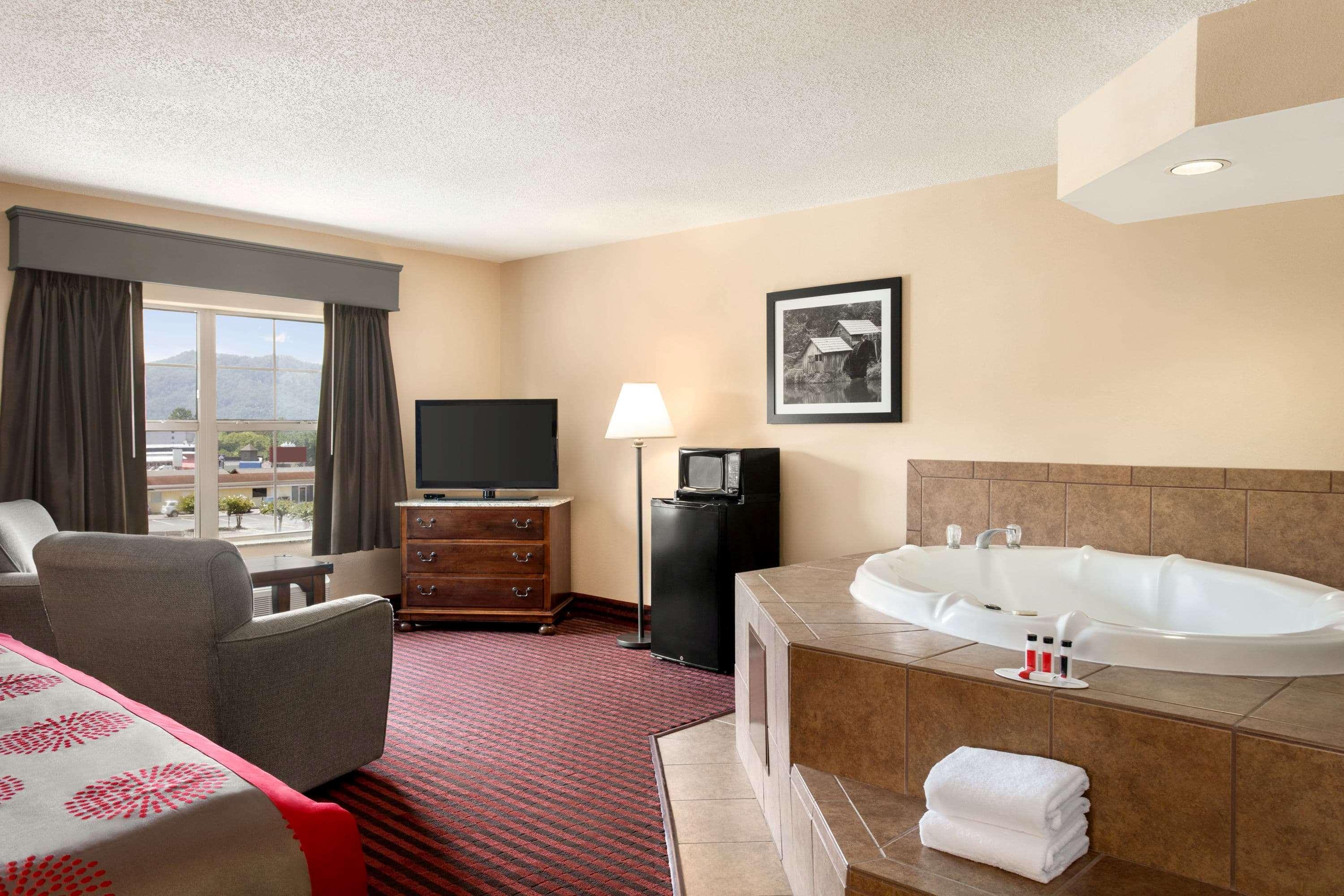 Ramada By Wyndham Pigeon Forge North Hotel Kültér fotó