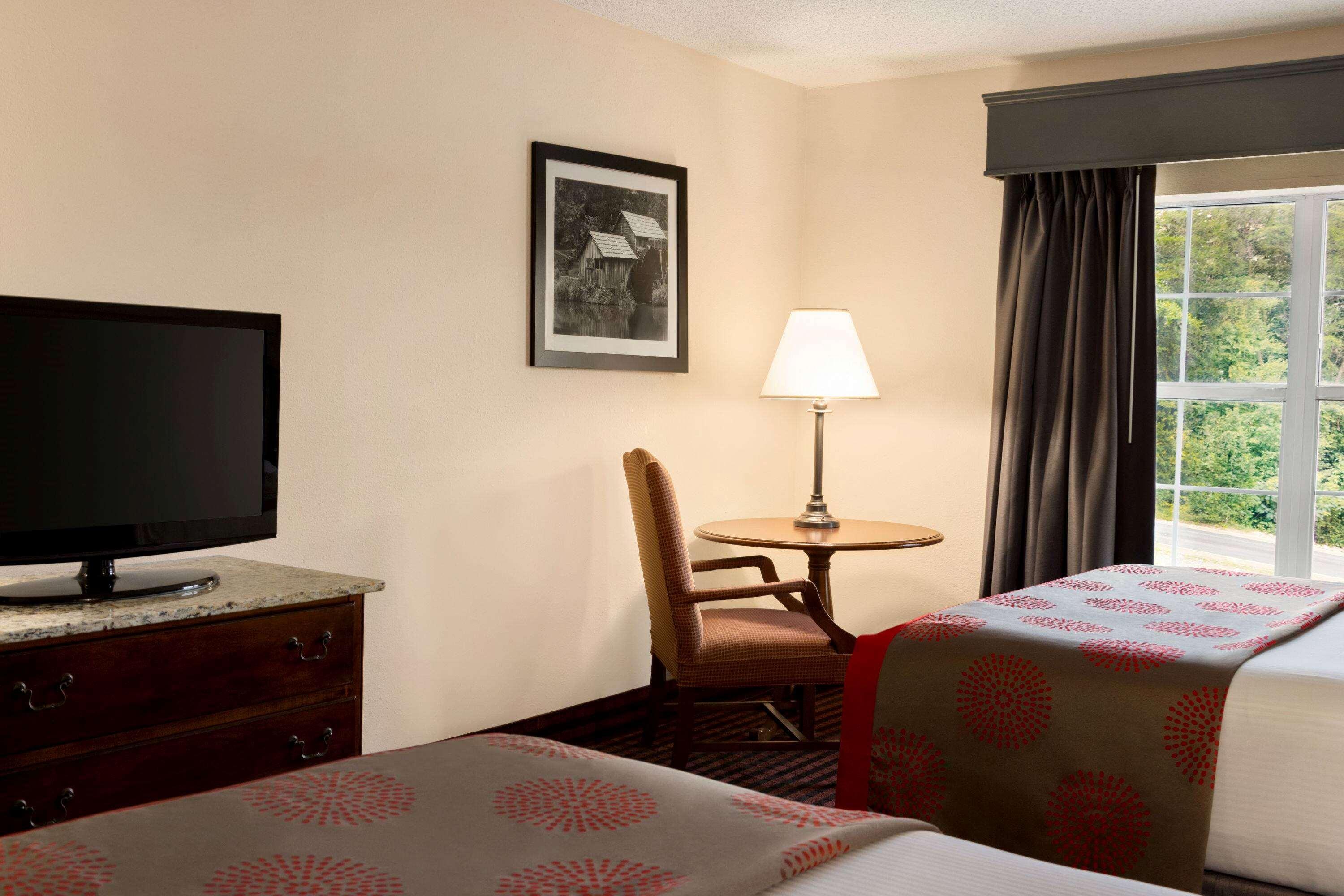 Ramada By Wyndham Pigeon Forge North Hotel Kültér fotó
