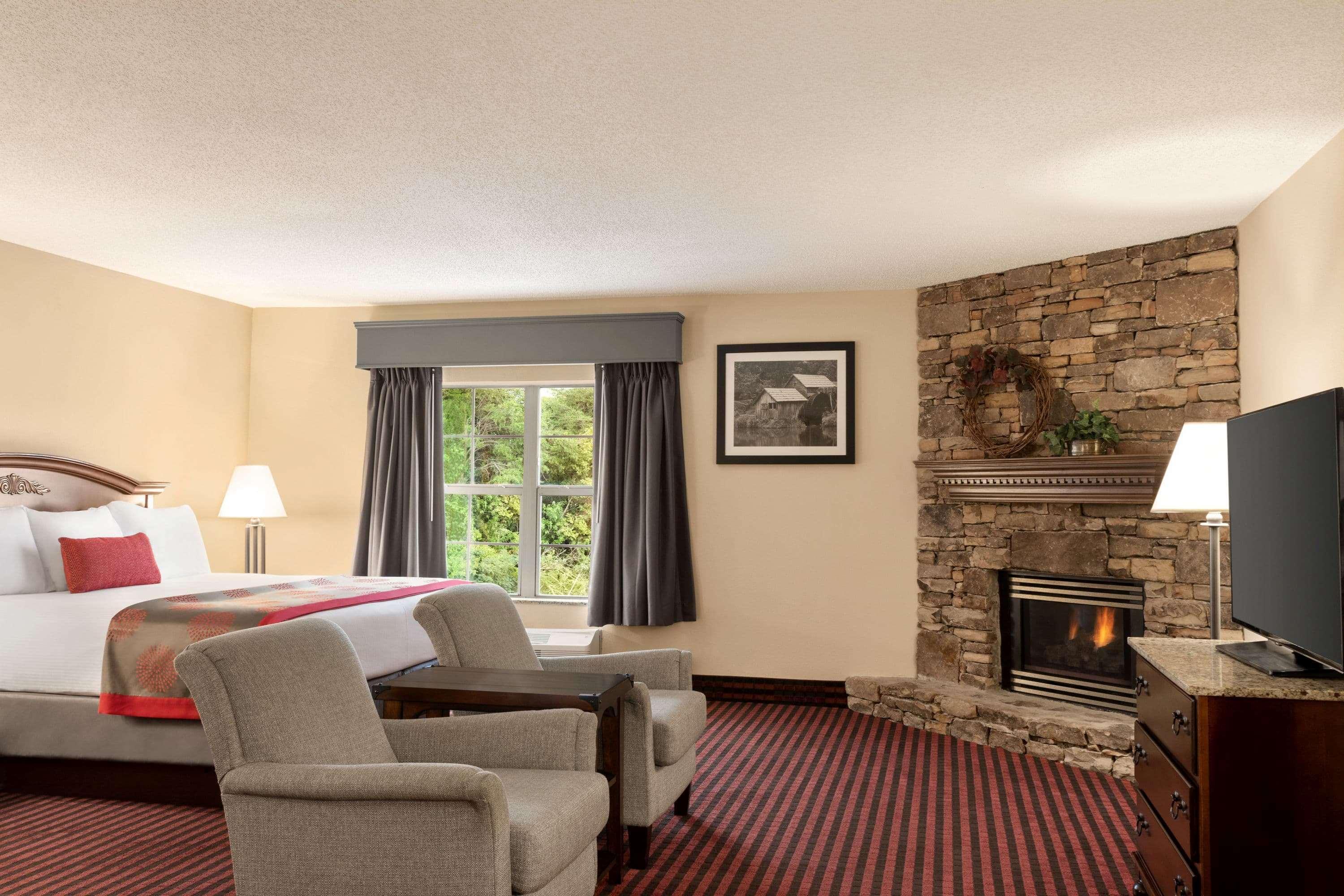 Ramada By Wyndham Pigeon Forge North Hotel Kültér fotó